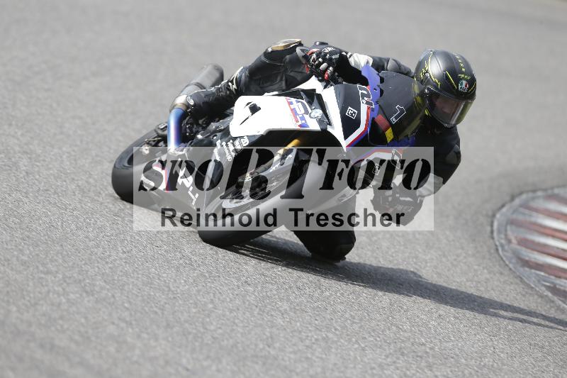 Archiv-2025/23 07.06.2025 TZ Motorsport ADR/210